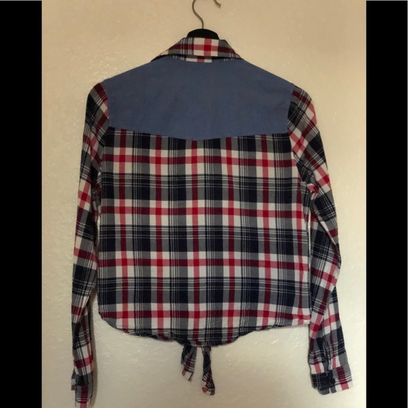 Forever 21 long sleeve tops with collar crop top - Picture 2 of 4